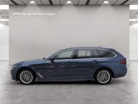 Gebraucht BMW 520 Sport Line 184 PS (135 kW) 2023 Blau Kombi