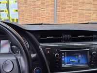 Gebraucht Toyota Auris 136 PS (100 kW) 2014 Weiß Limousine