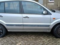 Gebraucht Ford Fusion 80 PS (58 kW) 2005 Grau Kleinwagen