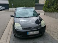 Gebraucht Ford Fiesta 60 PS (44 kW) 2004 Schwarz Kleinwagen