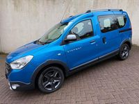 Gebraucht Dacia Dokker Celebration 116 PS (85 kW) 2017 Blau Van / Kleinbus
