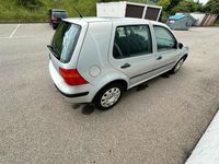 Gebraucht VW Golf IV 70 PS (51 kW) 1999 Silber Kleinwagen