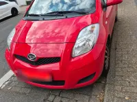 Gebraucht Daihatsu Charade 99 PS (72 kW) 2012 Rot Limousine