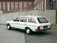 gebraucht Mercedes 200 T Modell W123 *** Jahreswagenzustand