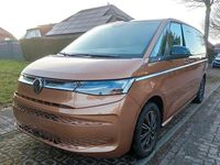 Gebraucht VW Multivan Style 150 PS (110 kW) 2024 Orange Van