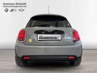 Gebraucht Mini Cooper SE Essential 135 kW (184 PS) 2022 Moonwalk grey Kleinwagen