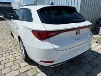 Neu Seat Leon FR 150 PS (110 kW) 2026 Glacial weiß metallic glacial weiß metallic Kombi