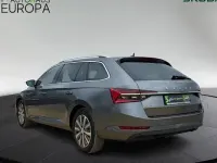 Gebraucht Skoda Superb Style 150 PS (110 kW) 2023 Graphite grau metallic Kombi