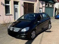 Gebraucht Mercedes B180 116 PS (85 kW) 2011 Schwarz Van / Kleinbus