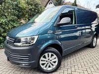 Gebraucht VW Transporter 150 PS (110 kW) 2019 Grün Van
