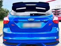 Second-hand Ford Focus ST 250 CP (183 kW) 2012 Albastru Berlinǎ