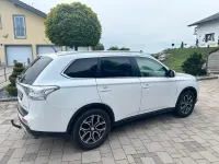 Gebraucht Mitsubishi Outlander 150 PS (110 kW) 2015 Weiß SUV
