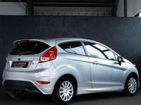 Gebraucht Ford Fiesta Trend 101 PS (74 kW) 2013 Silber Kleinwagen