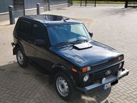 gebraucht Lada niva Legend 4x4 AHK - 2022 Neuwagenzustand