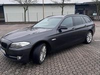 Gebraucht BMW 530 258 PS (189 kW) 2012 Braun Limousine