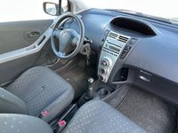 Gebraucht Toyota Yaris Cool 69 PS (50 kW) 2007 Rot Kleinwagen