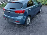Gebraucht Kia Rio DREAM-TEAM Edition 99 PS (72 kW) 2017 Blau Limousine