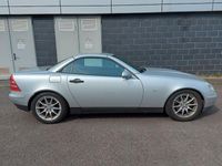 Gebraucht Mercedes SLK230 193 PS (141 kW) 1999 Silber Cabrio