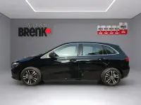 Neu Mercedes B180 136 PS (100 kW) 2025 Nightblack Kleinwagen