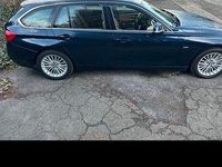 Gebraucht BMW 318 Luxury Line 150 PS (110 kW) 2016 Blau Kombi