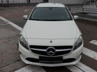 Gebraucht Mercedes A180 122 PS (89 kW) 2017 Weiß Limousine