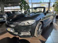 gebraucht BMW 220 i Cabrio M Sport AHK H&K LED NAV SHZ DAB 18"