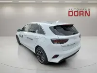 Gebraucht Kia Ceed 101 PS (74 kW) 2024 Carraraweiß Kleinwagen