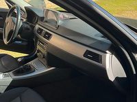 Gebraucht BMW 320 150 PS (110 kW) 2005 Schwarz Limousine