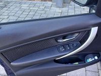 Second-hand BMW 318 150 CP (110 kW) 2019 Albastru Break