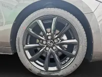 Neu Mazda 3 Homura-Line 140 PS (102 kW) 2025 Machine gray Limousine