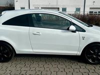 Gebraucht Opel Corsa 80 PS (58 kW) 2009 Weiß Kleinwagen