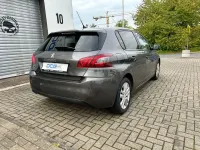 Gebraucht Peugeot 308 Active 110 PS (80 kW) 2019 Grau Limousine