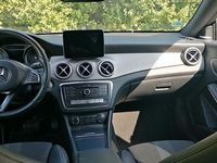 Gebraucht Mercedes CLA220 177 PS (130 kW) 2016 Schwarz Limousine