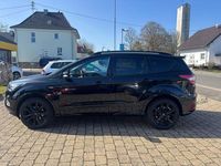 Gebraucht Ford Kuga ST-Line 150 PS (110 kW) 2017 Schwarz SUV