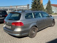 Gebraucht VW Passat 140 PS (102 kW) 2012 Braun Kombi