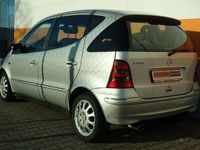 Gebraucht Mercedes A160 Avantgarde 102 PS (75 kW) 2004 Silber Limousine