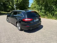 Gebraucht Ford Mondeo Titanium 241 PS (177 kW) 2017 Schwarz Kombi