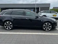 Gebraucht Opel Insignia 194 PS (142 kW) 2015 Schwarz Kombi