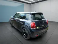 Gebraucht Mini Cooper SE 135 kW (184 PS) 2022 Schwarz Kleinwagen
