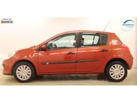 Gebraucht Renault Clio II Initiale 111 PS (81 kW) 2006 Feuerrot (metallic) Kleinwagen
