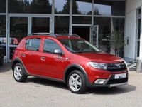 Gebraucht Dacia Sandero 95 PS (69 kW) 2020 Rot Limousine