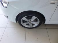 Gebraucht Skoda Rapid Clever 95 PS (69 kW) 2018 Laserweiss Kleinwagen