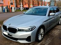 Gebraucht BMW 530 286 PS (210 kW) 2021 Silber Kombi