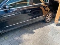 Second-hand VW Passat 200 CP (147 kW) 2006 Negru Berlinǎ