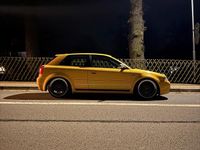 Second-hand Audi S3 204 CP (150 kW) 2000 Galben Hatchback