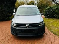 Second-hand VW Caddy 102 CP (75 kW) 2017 Argintiu Monovolum