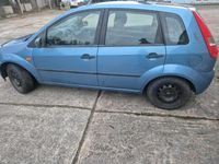 Gebraucht Ford Fiesta 80 PS (58 kW) 2003 Blau Kleinwagen