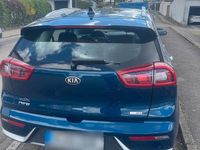 Gebraucht Kia Niro 141 PS (103 kW) 2018 Blau SUV