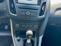 Second-hand Ford Focus 125 CP (91 kW) 2016 Alb Berlinǎ