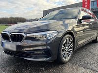 Gebraucht BMW 520 Efficient Dynamics 190 PS (139 kW) 2020 Grau Limousine